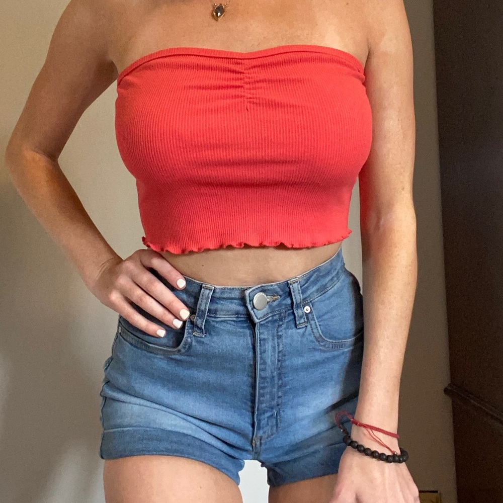 Pinkish red tube top